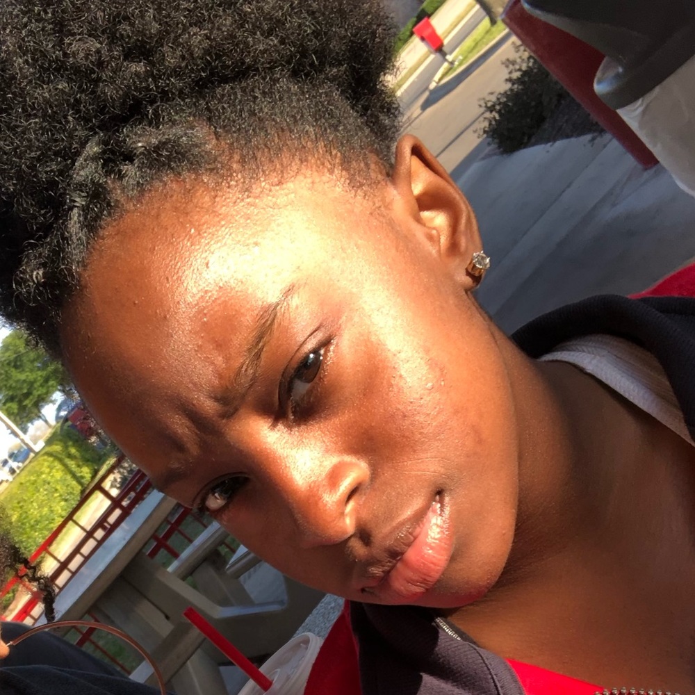 Meet your Posher, Dej